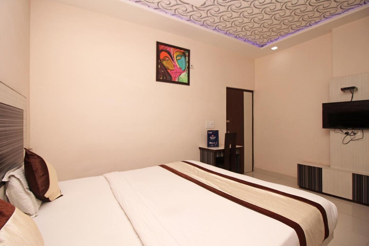 Oyo 3202 Hotel Gayatri Residency Agra  Exterior photo